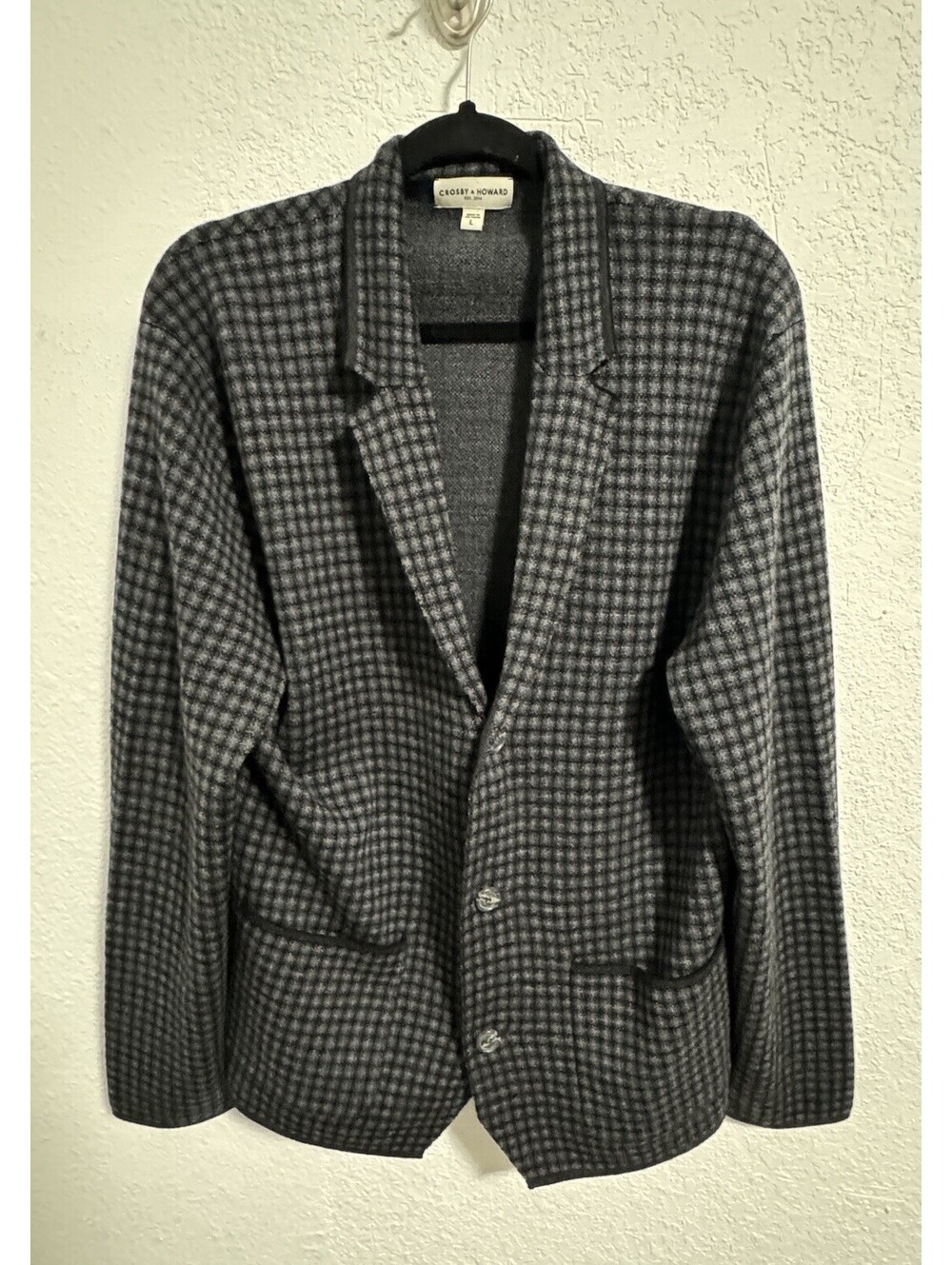 Crosby & Howard Sweater/Sport Coat Black and Gray Check With Pockets